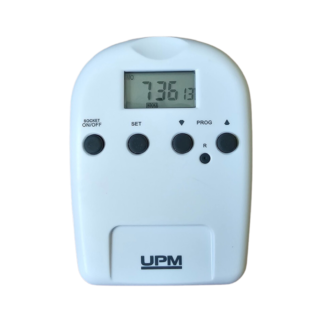 SE12 programmable outlet timer with LCD display